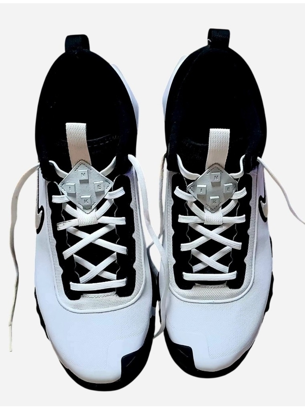 Nike Air Diamond Varsity Turf Baseball Sneakers - Picture 2 of 8